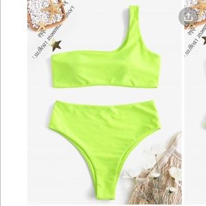 bright green adorable bikini (new with tags)